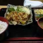 べにばな - 鶏ステーキ膳