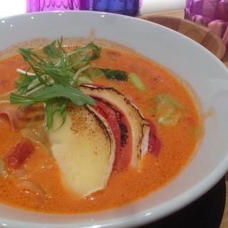 太陽のトマト麺_0