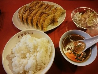 Oosakaou shou - 餃子定食790円