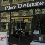 Phở Deluxe Arlington - お店外観