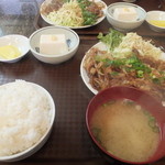 豚生姜焼き定食でした☆　2016-0309訪問