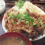 ラーメン・トンチャンあきら - ボリュームたっぷりです☆