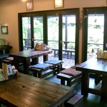 Karuisawa Mikasa Coffee Ten - 本を読みながら、ゆっくり過ごしてください。