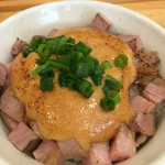 ふく流らーめん 轍 本町本店 - もちろんチャーシュー丼も♡