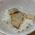 来々軒 - スープも掛けてチャーシュー丼♪
