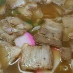 来々軒 - 大量の小ぶりなチャーシューを‥‥