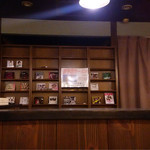 ラーメンNORI - テーブル席は、程よい囲まれ感