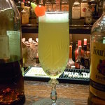 Bar Agit - ムーランルージュ￥１１００　ブランデー・パイン・シャンパン