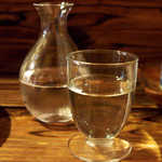 五郎 - 村上「〆張鶴」純（￥832）。純米のコクがありつつ、後味すっきり！