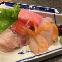 魯忍 - 【お造り】本鮪中トロ、平目、縞鰺、牡丹海老