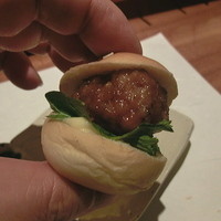 焼鳥YAMATO - 特製ミニつくねバーガー
                