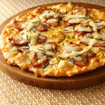 土鍋パスタ SPALA - 秘伝のタレに漬け込んだチキンが絶品！