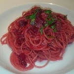 ローザネーラ - ビーツとベーコンのパスタ