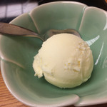 Kisoji - しゃぶしゃぶ（一人前￥3200）のデザートでアイス