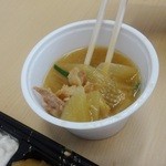 肉の 米屋 - 豚汁140円