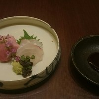 鮨　日本橋　鰤門 - お造り（トロと真鯛）