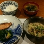 和庵 - 【ランチ】ぶり焼き、牛肉・せり・木の子旨煮