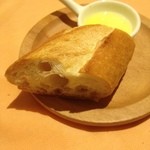 フレンチキュイジーヌ ティアレ - パン2回目