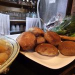 扇家 - 肉厚のシイタケ