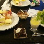 小樽洋菓子舗ルタオ - マカロンも濃厚です。