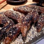 お肉屋さんのコロッケ酒場 - でらうま手羽先