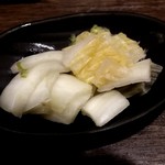 Tachinomi Hambun Ko - 白菜浅漬け。150円