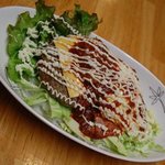 Cafe でぃっしゅ - ロコモコチックなハンバーグ丼　オリジナルハンバーグが自慢です　ノーマル８００Yen　W1200Yen