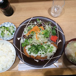 ゆう - 夜は＋100円おろしとんかつ定食1000円
