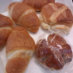 パンの店 むぎ子 - 合計　734円