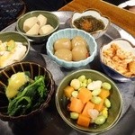 黒船屋 - 選べるお通しも適宜変わるのねぇ～