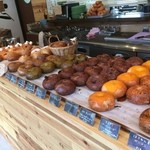 商品棚のベーグル達