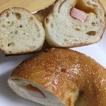 ポルダー ベーグル - オニオンベーコンチーズ180円