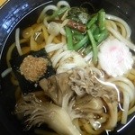 青木旅館本館 - 舞茸うどん\750