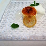 クッチーナ イタリアーナ ガッルーラ - 国産有機レモンのカタラーナ　サンペレグリノのエスプーマ