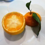 三宝柑のパンナコッタ　スプマンテのジュレとヨーグルトのエスプーマ