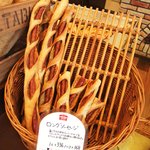 プチ・アンジュ 国立 - ロングソーセージ