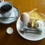 Vege Cafe - ホットコーヒー（400円）、モーニング