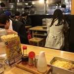 うどん 丸香 - 店内