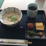 日比谷松本楼 - モーニングDセットのお粥セットを鮭粥で。