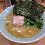 二代目 梅家 - 味濃い目脂多め麺普通