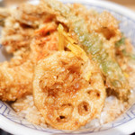 一心 金子 - 月替り天丼。桜えびと穴子