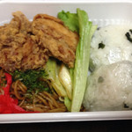 カフェスマイル - 日替り「おにぎり&焼きそば」