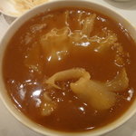 筑紫樓 - ふかひれ姿入り煮込みつゆそば 