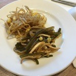 鼎泰豊 - 【16年3月】春雨と昆布、もやしのお料理。ごま油がきいています