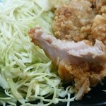 まんぷく処たぬき - ジュウシーなにから揚げですね！