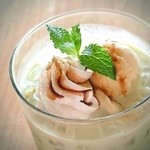 上野の森PARK SIDE CAFE - 抹茶ラテフロート