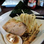 らーめん la.la.la. - 2016年3月6日(日)　限定「津軽煮干中華そば(あっさり)並」750円　麺リフト