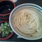 西木戸 - 冷やしうどん（３５０円）