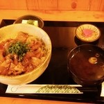 Takeshirou - 武ちゃん日替わり定食・生姜焼き丼（750円）