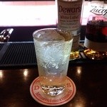 ホワイトラベル - デュワーズ ホワイトラベルのハイボール